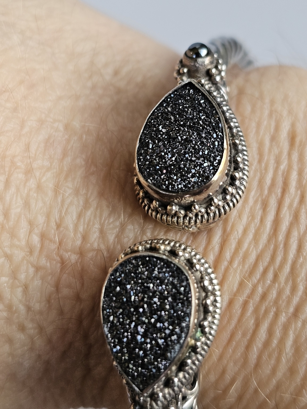 Genuine Sarda Black Druzy Quartz & Hematite Cuff Bracelet Sterling Silver! - Picture 4 of 7